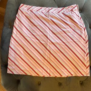 Comfortable below knee skirt for all occasions